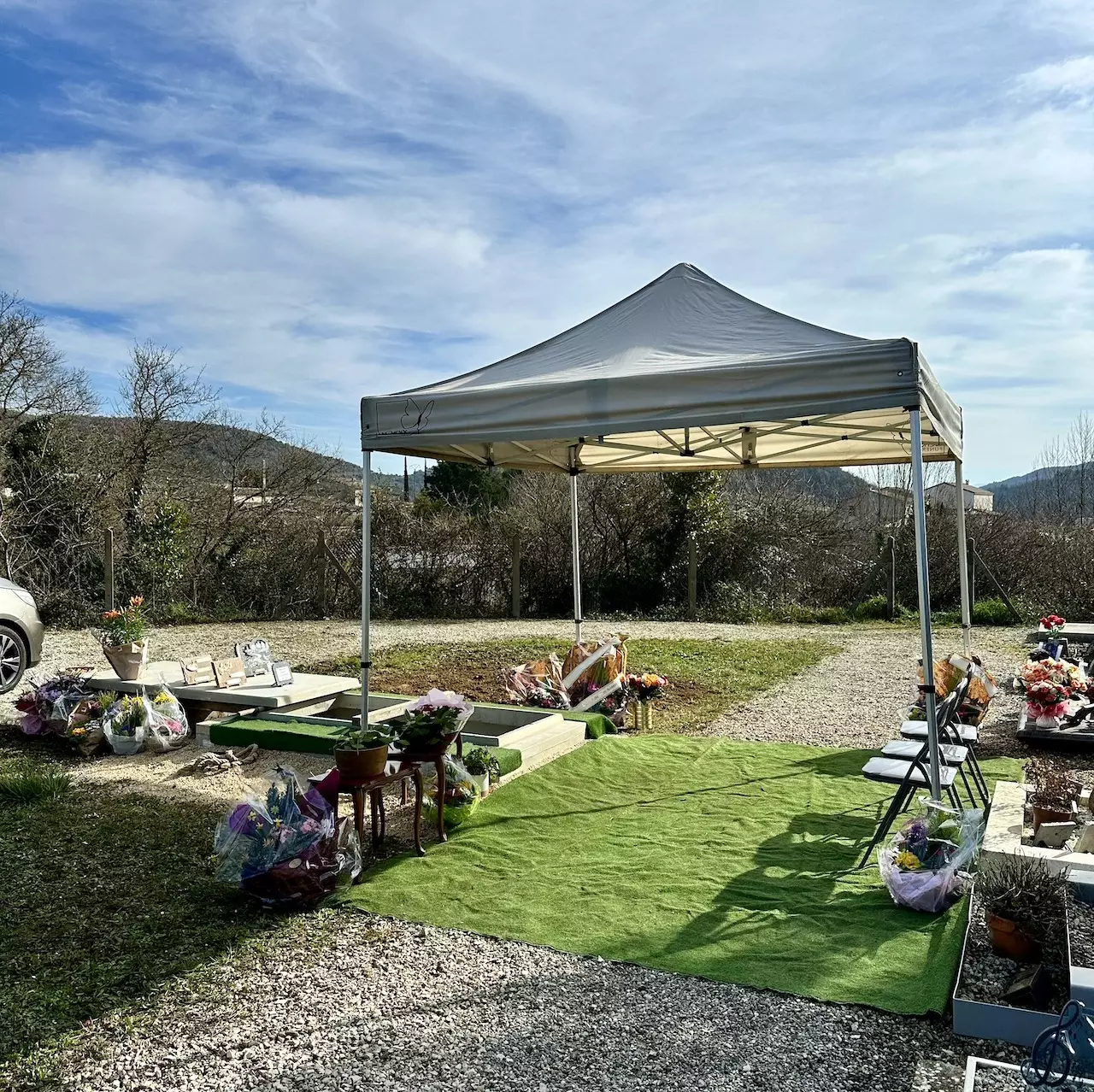 /medias/site/combemale/cimetiere-valvigneres.webp
