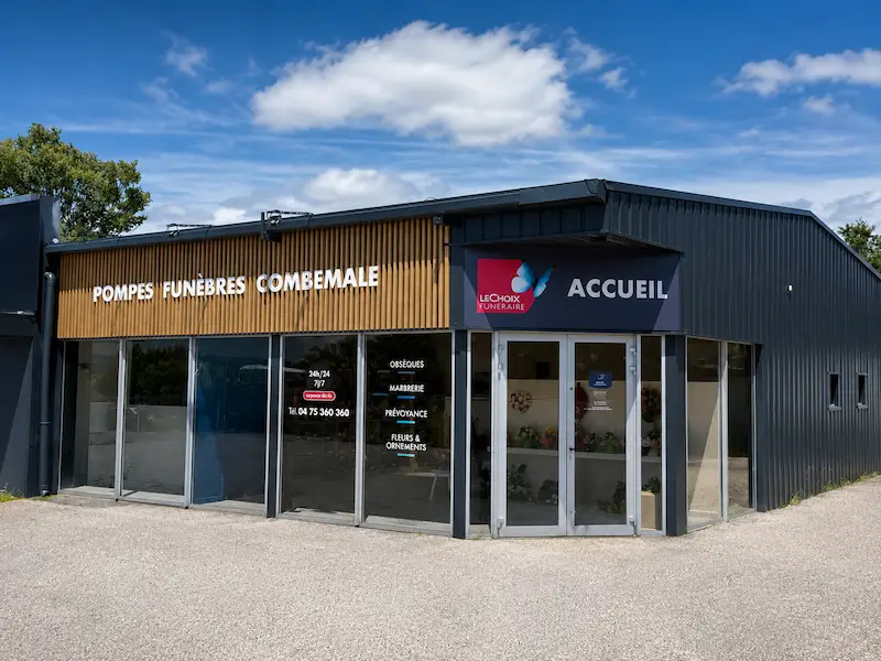 /medias/u/76/facade-agence-combemale-de-Lavilledieu.webp