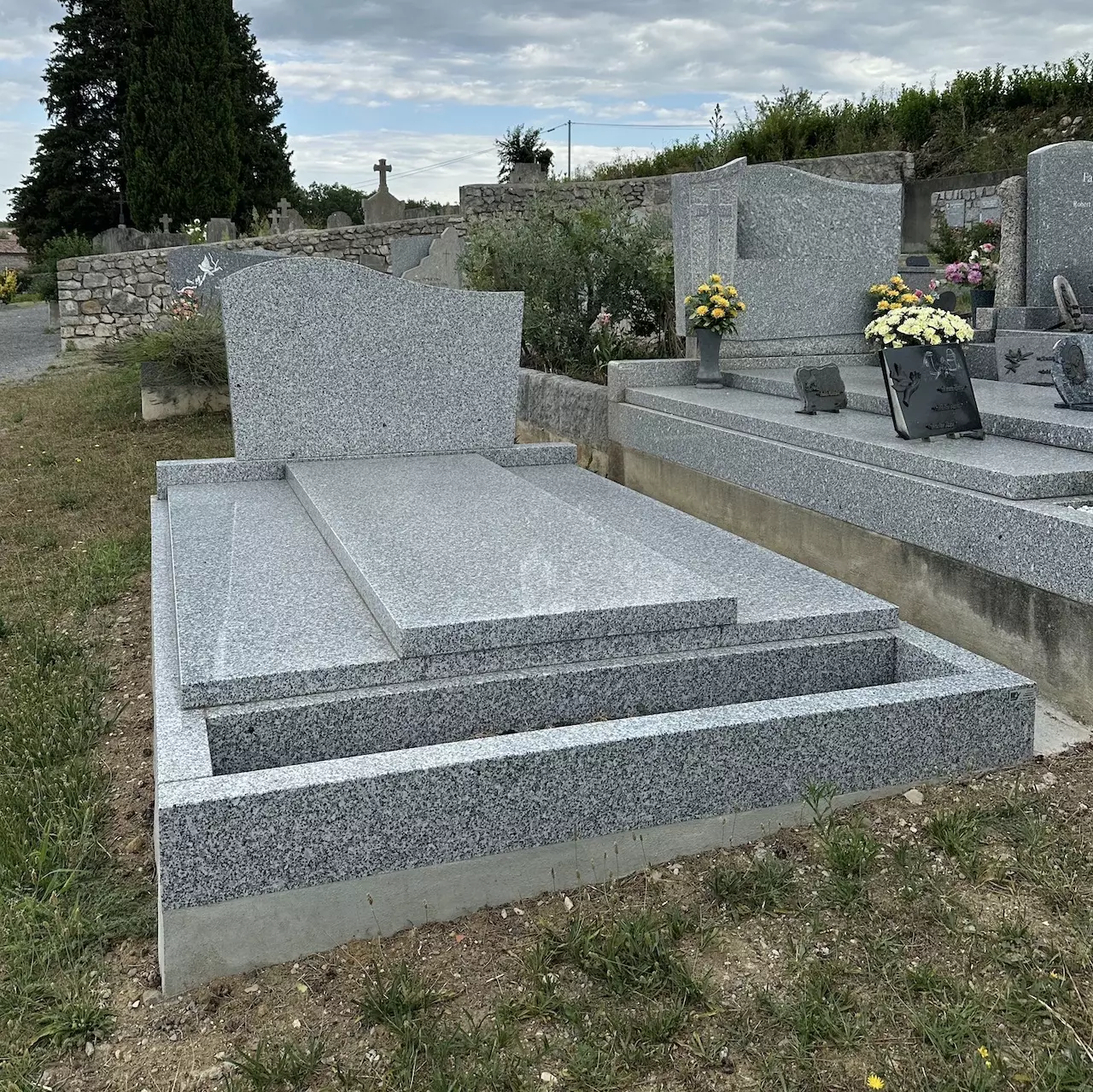 Monument funéraire en Ardèche à Balazuc